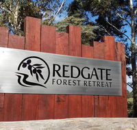 Redgate Forest Retreat - Pubs and Clubs