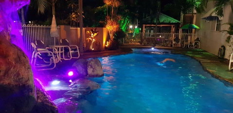 Reef Palms - Pubs and Clubs 3