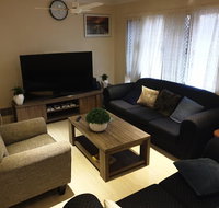 Retro Style Home Stay - Go Out