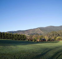 Ridge Line Riders Luxury Retreat - Pubs and Clubs