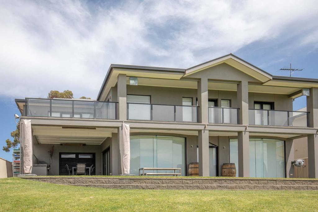 White Sands SA Go Out