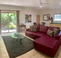 River Gum Luxury Bed and Breakfast - Pubs and Clubs