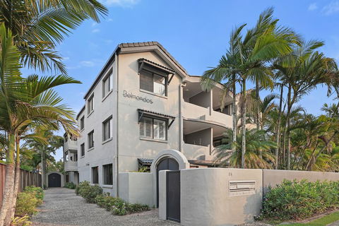 Riverside Location, Noosa Sound - Pubs and Clubs 0