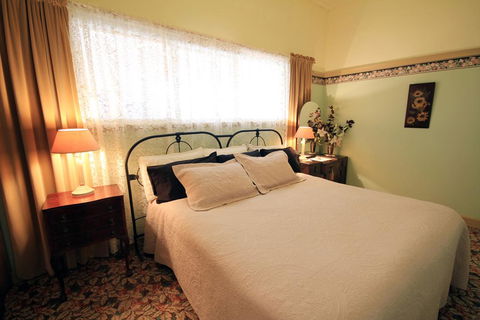 Rostrata Country House - Go Out 2