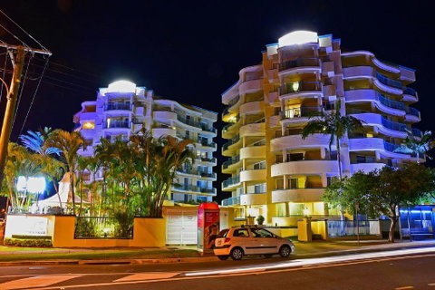 Royal Pacific Resort - Pubs and Clubs 2