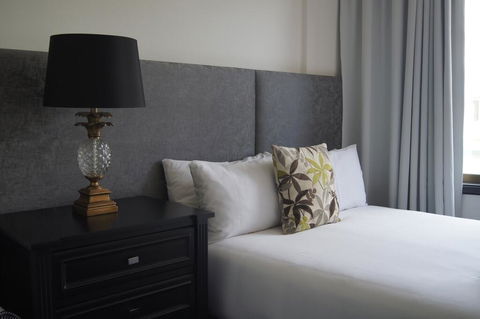 Rydges Southbank Townsville - Go Out 1
