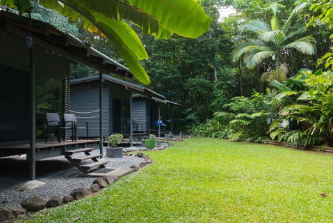Safari Lodge - Pubs and Clubs 0