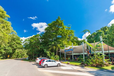 Safari Lodge - Pubs and Clubs 1