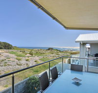 Saltwater Curls Anna Bay Coastal Retreat with Views - Go Out