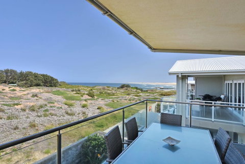 Saltwater Curls Anna Bay Coastal Retreat With Views - Go Out 0