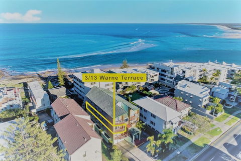 Sanctuary Shores 2 Bedroom Apartment - Pubs and Clubs 1