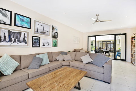 Sandy Bottom - Pet Friendly - 3 Min Walk To Beach - Go Out 2