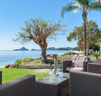 Sandy Bottoms  Corlette - Pubs and Clubs