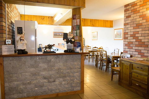 Scone Motor Inn & Apartments - Go Out 2