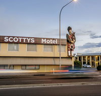Scotty's Motel - Pubs and Clubs