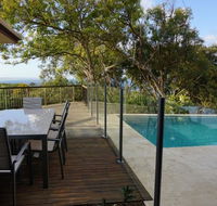 Scribbly Gums - Rainbow Beach Ocean-front spacious home with pool - Go Out