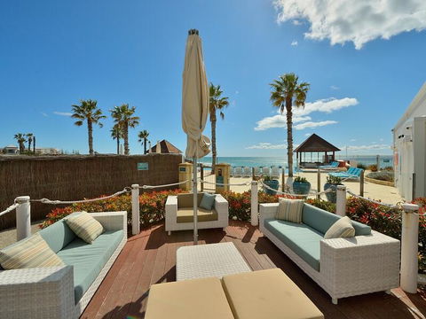 Sea Side 110 - Pubs and Clubs 1