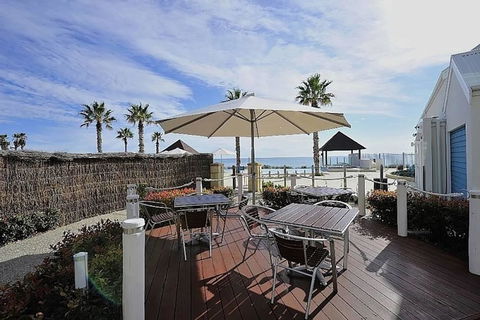 Sea Side 205 - Pubs and Clubs 3