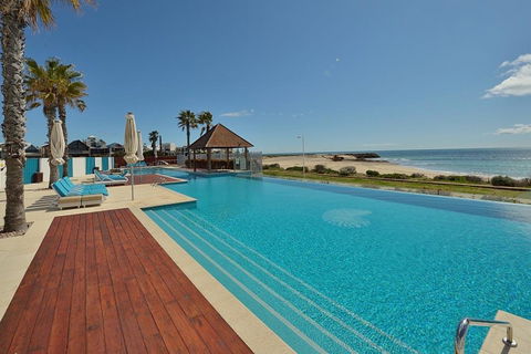 Sea Side 205 - Pubs and Clubs 2