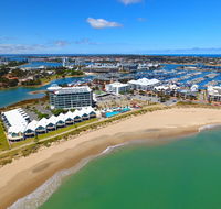 Sea Side Villa 3.2 - Pubs and Clubs