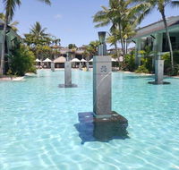 Sea Temple Port Douglas Swim Out Two Bathrooms - Direct Pool Access - Pubs and Clubs