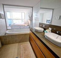 Seapoint 102 - Pubs and Clubs