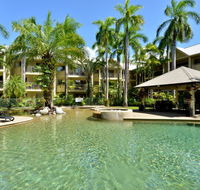 Seascape Holidays - 30 Mahogany Sands - Pubs and Clubs