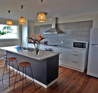 Seaview House Ulverstone - Pubs and Clubs