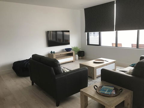 Secret At Shellharbour Village - Water View - Go Out 2