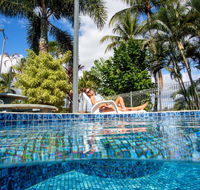 Secura Lifestyle Magnetic Gateway Townsville - Go Out