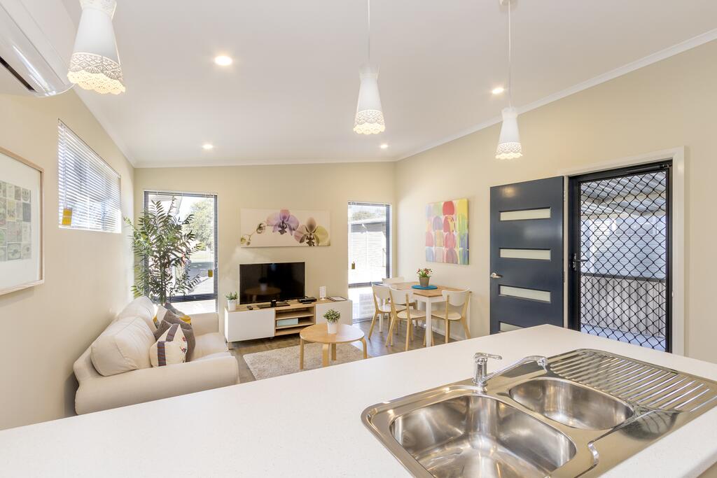 Mardella WA Pubs and Clubs