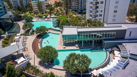 Serviced Apartments By GCLR At Q1 - Pubs and Clubs 0