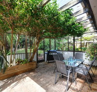 Shady Treez - Pet Friendly - Pubs and Clubs