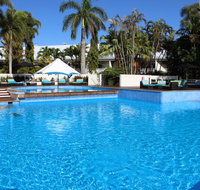 Shangri-La Hotel The Marina Cairns - Pubs and Clubs