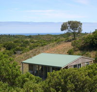 Shearwater Cottages - Pubs and Clubs