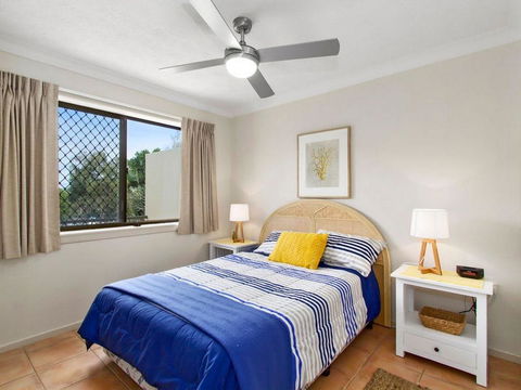 SHORELINE 3 - Pubs and Clubs 2