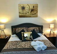 Short Stays Gippsland Newborough - Pubs and Clubs