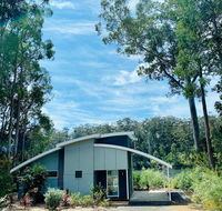 Silkwood Estate - Pubs and Clubs