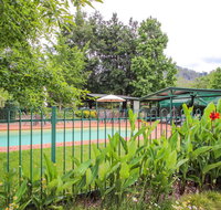 Silver Birches Holiday Unit 1 - Pubs and Clubs