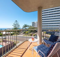 Sirocco Unit 5 47 Verney Street Kings Beach - Pubs and Clubs
