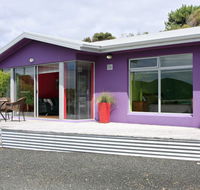 Sisters Beach Retreat - Pubs and Clubs