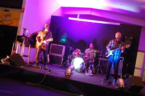 Slipway Hotel Motel - Go Out 2
