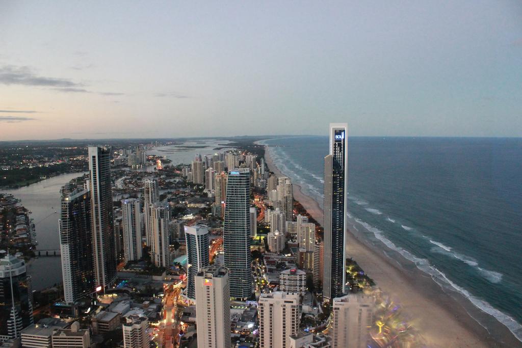 Gold Coast Mc QLD Pubs and Clubs