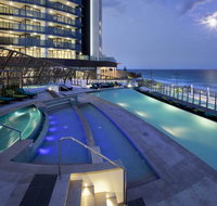 Soul Surfers Paradise - Private Apartments - Pubs and Clubs