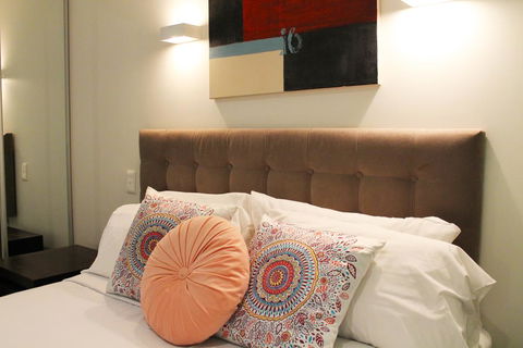 SOUTHBANK Arts+Culture , Central, City View, Pool, Gym - Go Out 1