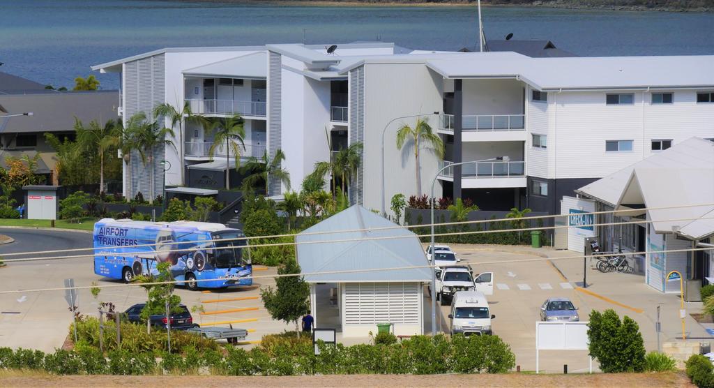 Airlie Beach QLD Go Out