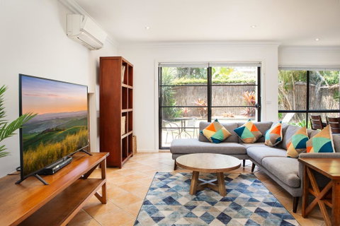 Spacious Home In The Heart Of Avalon Beach - Go Out 0
