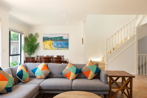 Spacious Home In The Heart Of Avalon Beach - Go Out 1