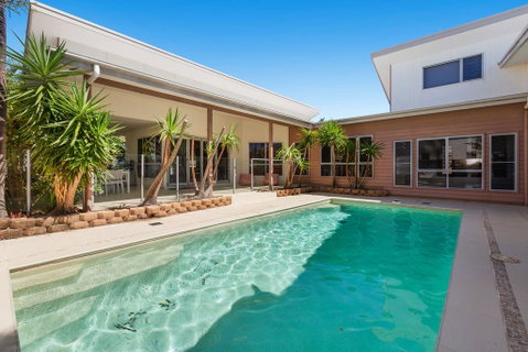 SPLASH @ Kingscliff - Go Out 0