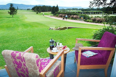 Springs Shoalhaven Nowra - Pubs and Clubs 2